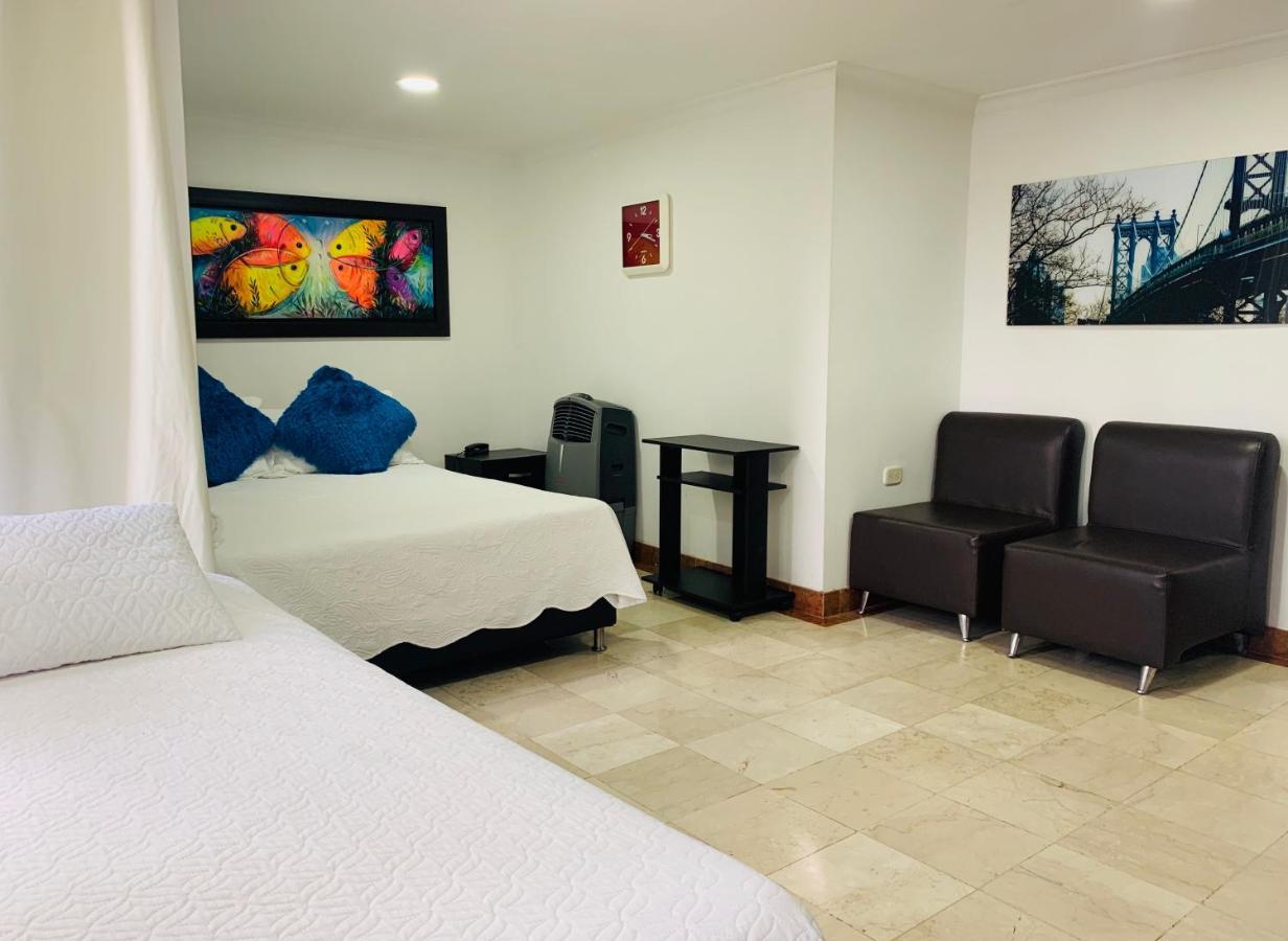 Hotel Lleras Premium #1 Medellin Bagian luar foto