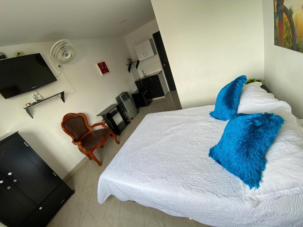 Hotel Lleras Premium #1 Medellin Bagian luar foto