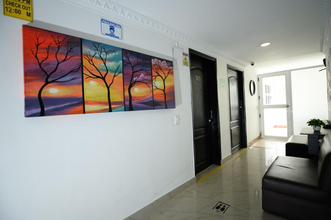 Hotel Lleras Premium #1 Medellin Bagian luar foto