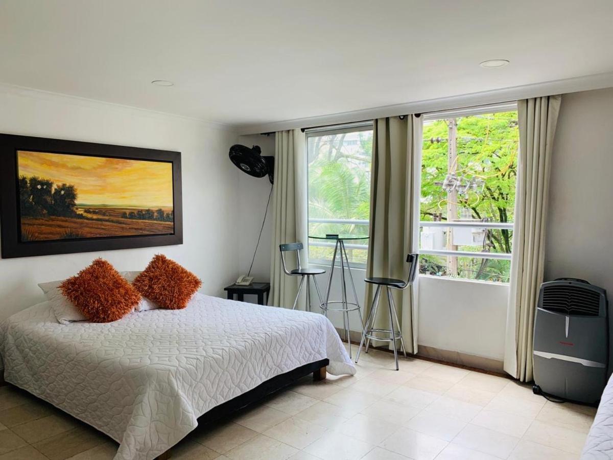 Hotel Lleras Premium #1 Medellin Bagian luar foto